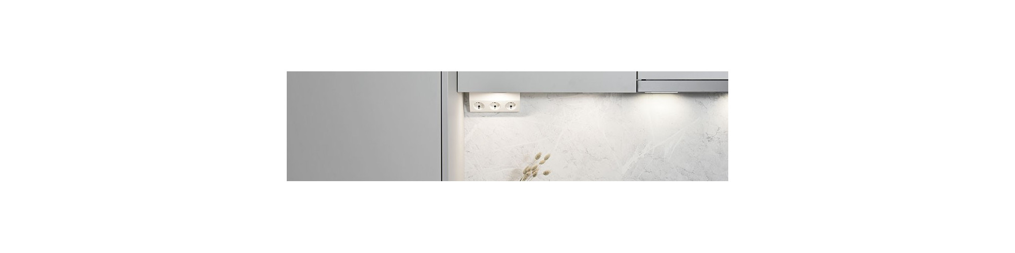 Monipuolinen valikoima pistorasioita